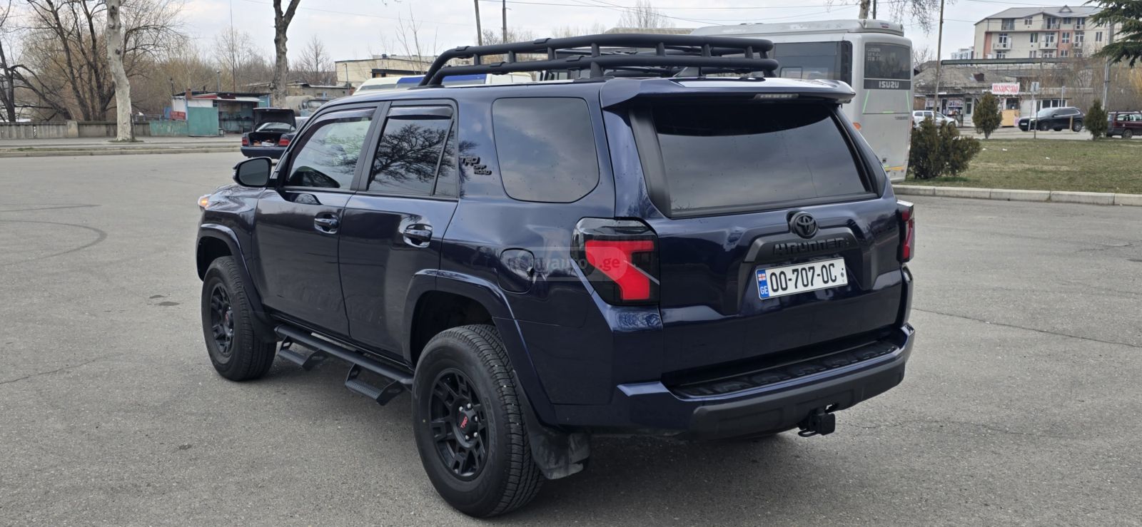 Toyota TRD Off Road Premium 4dr 4x4 A — миниатюра 2