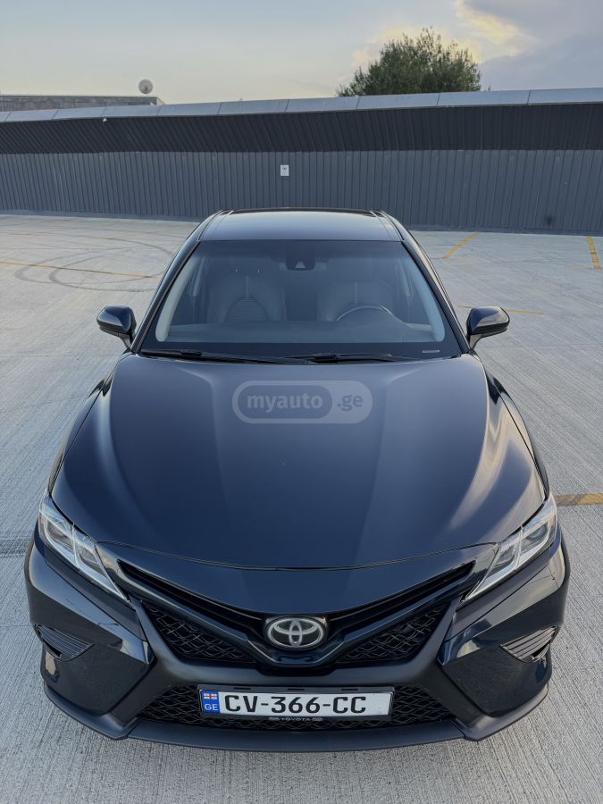 Toyota Camry - фото 9