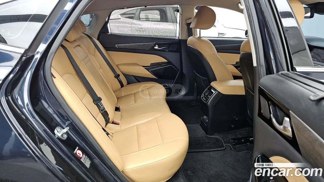 Kia Cadenza 2021 — миниатюра 12