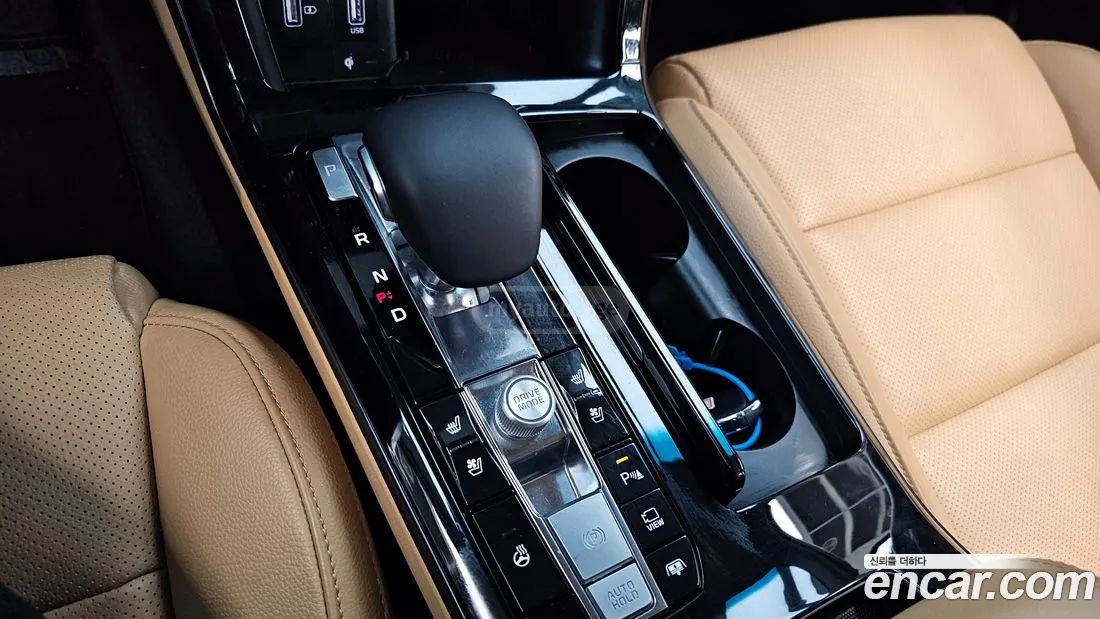 Kia Cadenza 2021 — миниатюра 9