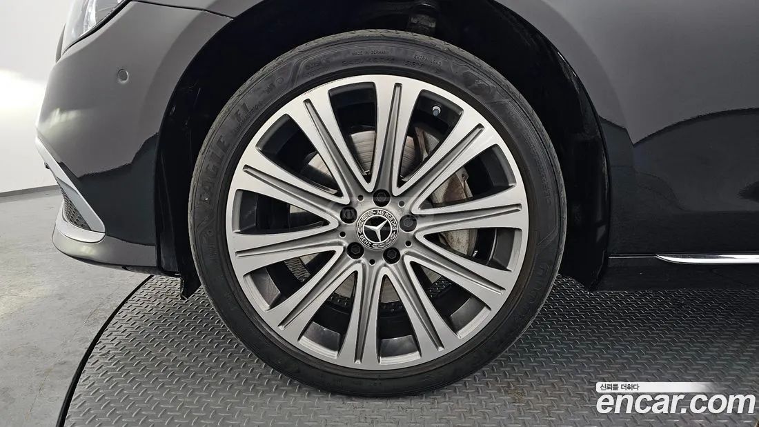 Mercedes-Benz E53 AMG - фото 5