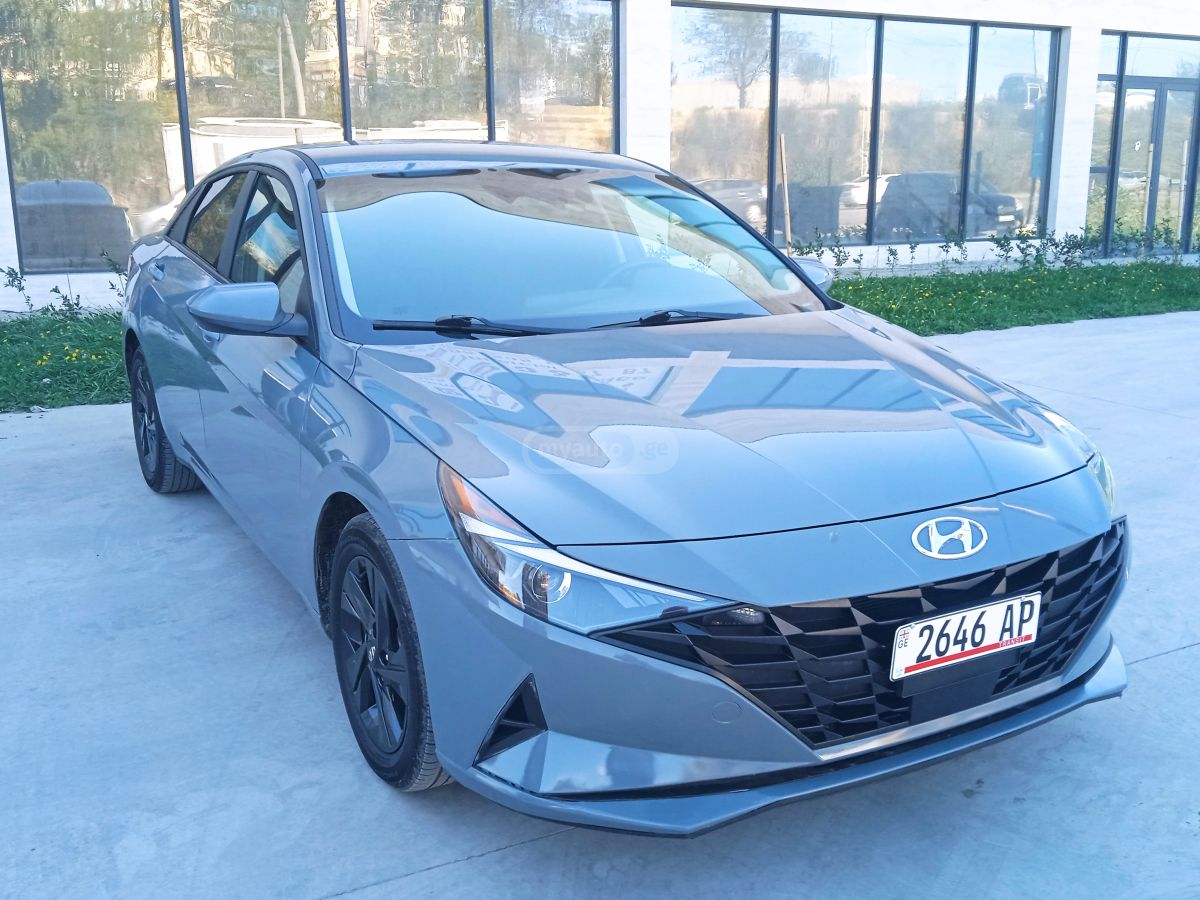 Hyundai Elantra - фото 14