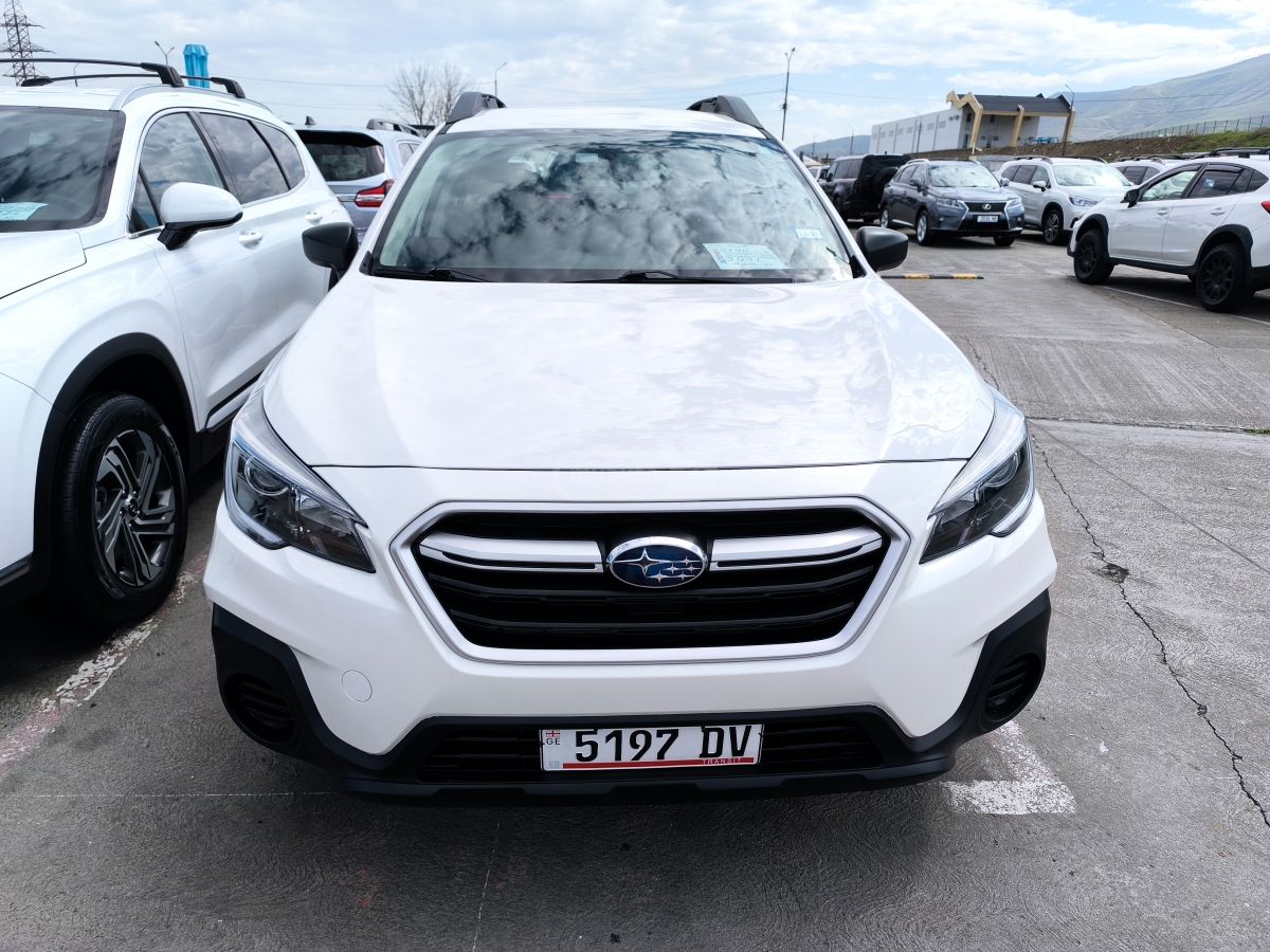 Subaru Outback - фото 1
