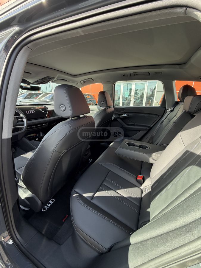 Audi Q6 E-Tron 2025 — миниатюра 6