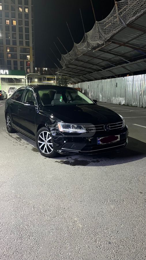 Volkswagen Jetta - фото 1