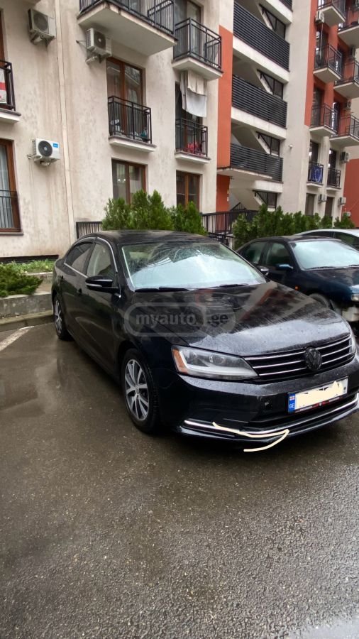 Volkswagen Jetta - фото 4