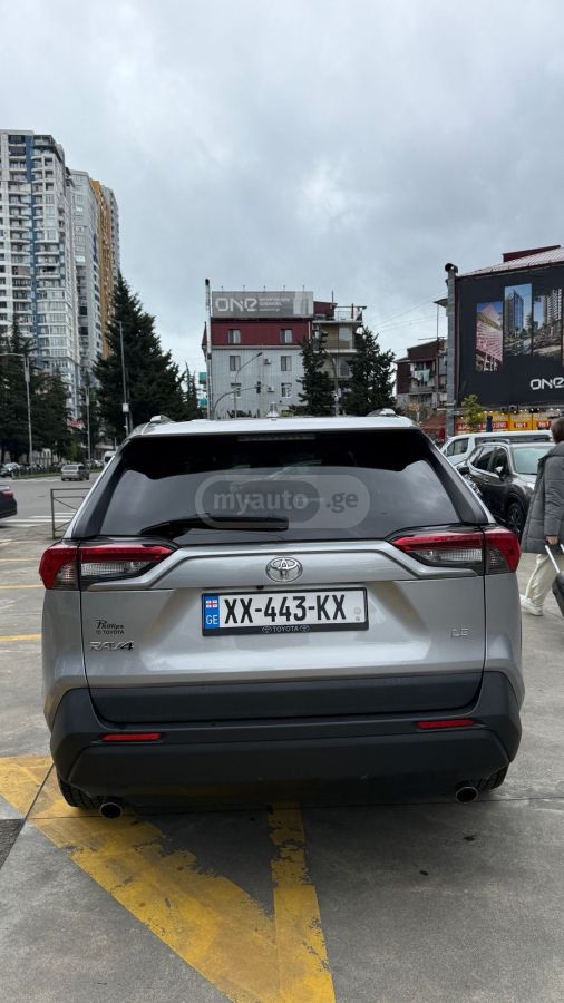 Toyota RAV 4 - фото 10