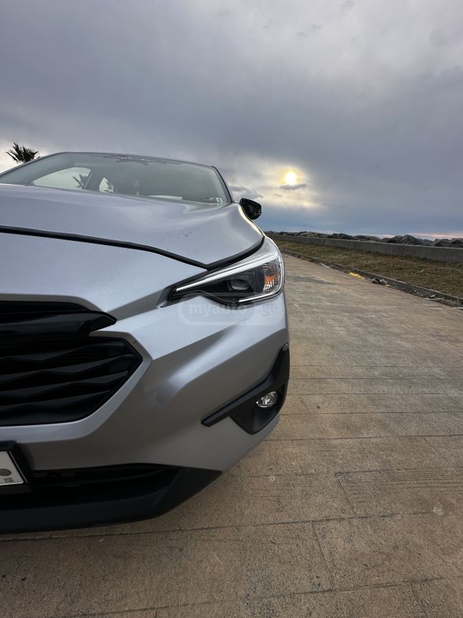 Subaru Base 4dr All-Wheel Drive Hatch — миниатюра 1