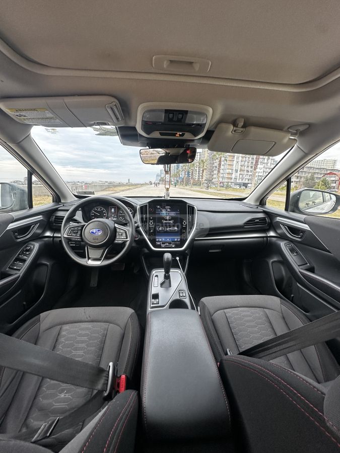 Subaru Base 4dr All-Wheel Drive Hatch — миниатюра 9