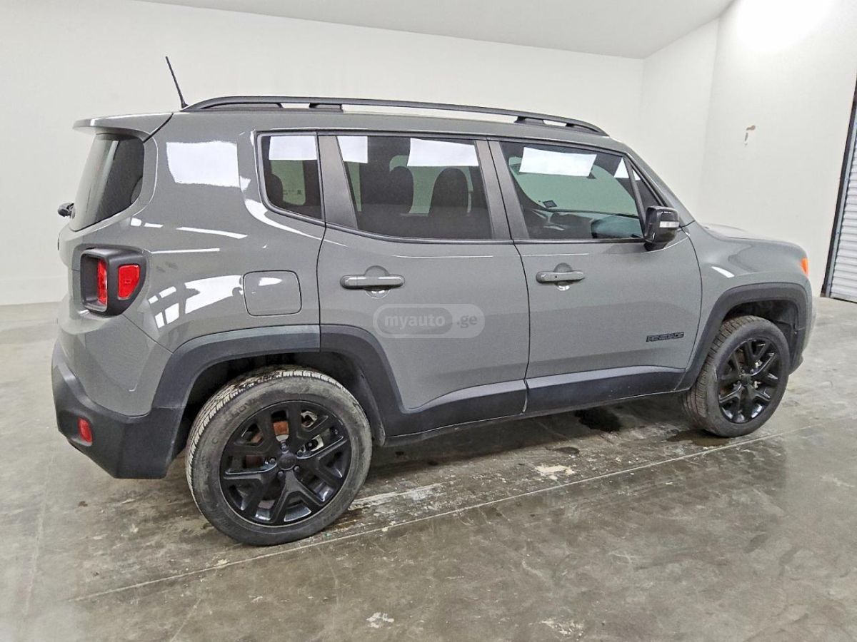 Jeep Renegade 2022 — миниатюра 3