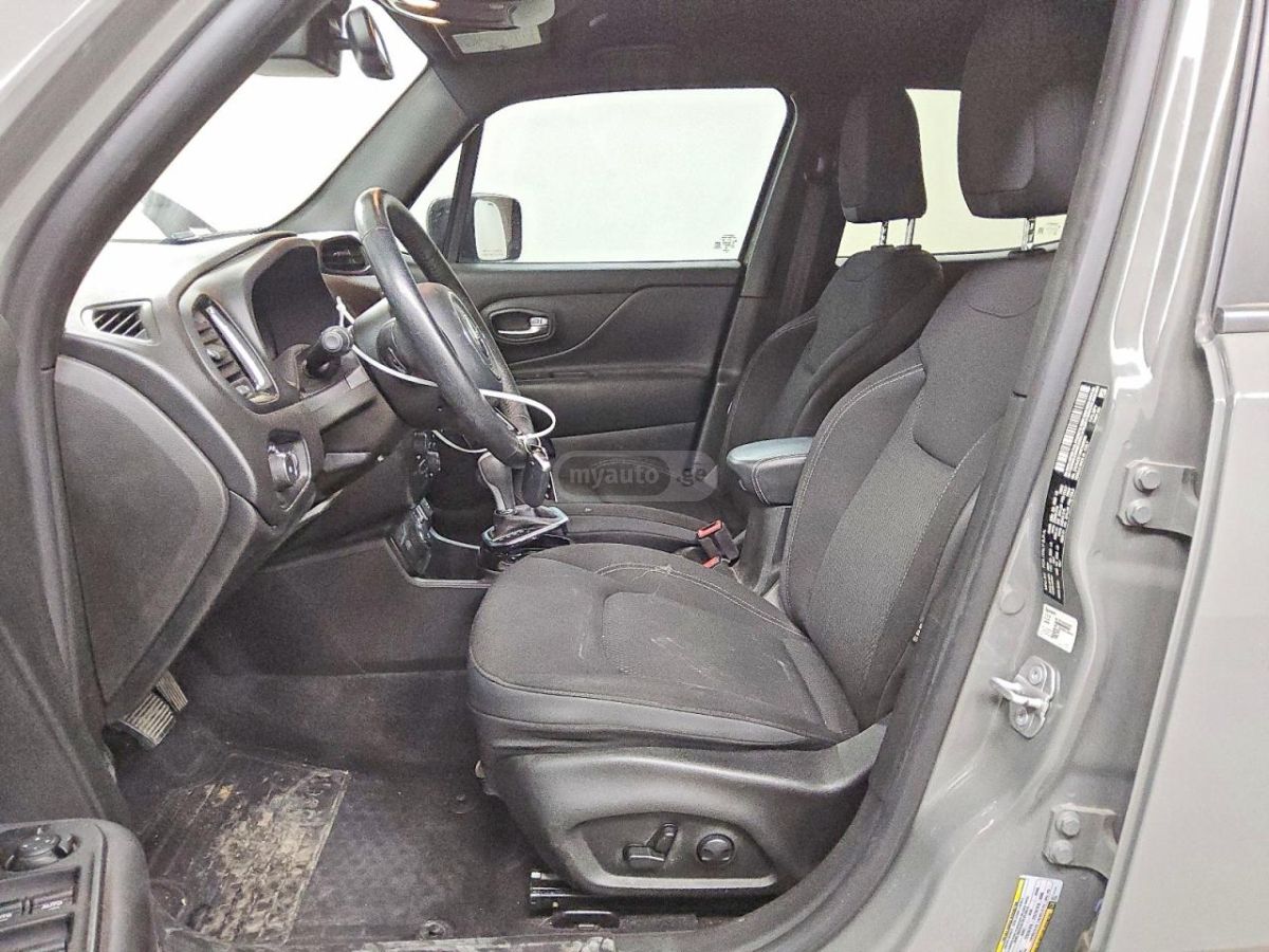 Jeep Renegade 2022 — миниатюра 7