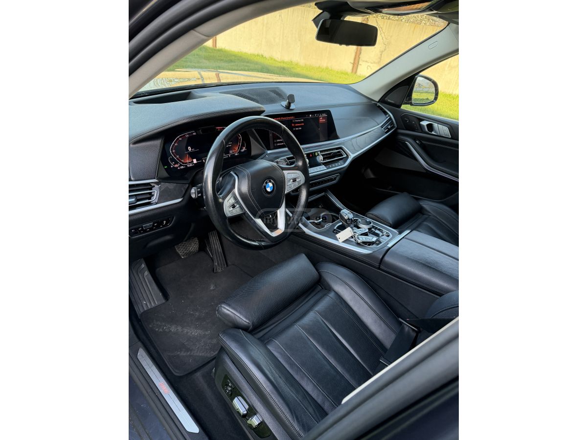 BMW X7 - фото 8