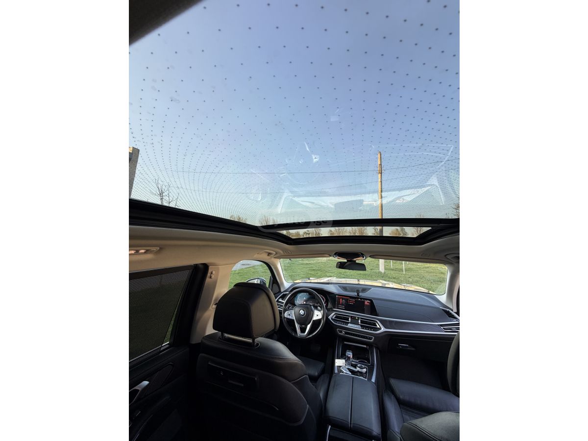 BMW X7 - фото 9