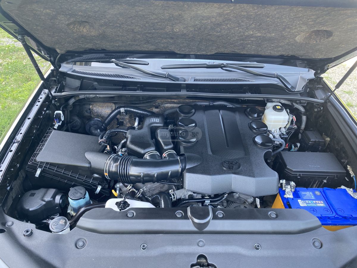 Toyota TRD Pro 4dr 4x4 Automatic — миниатюра 8