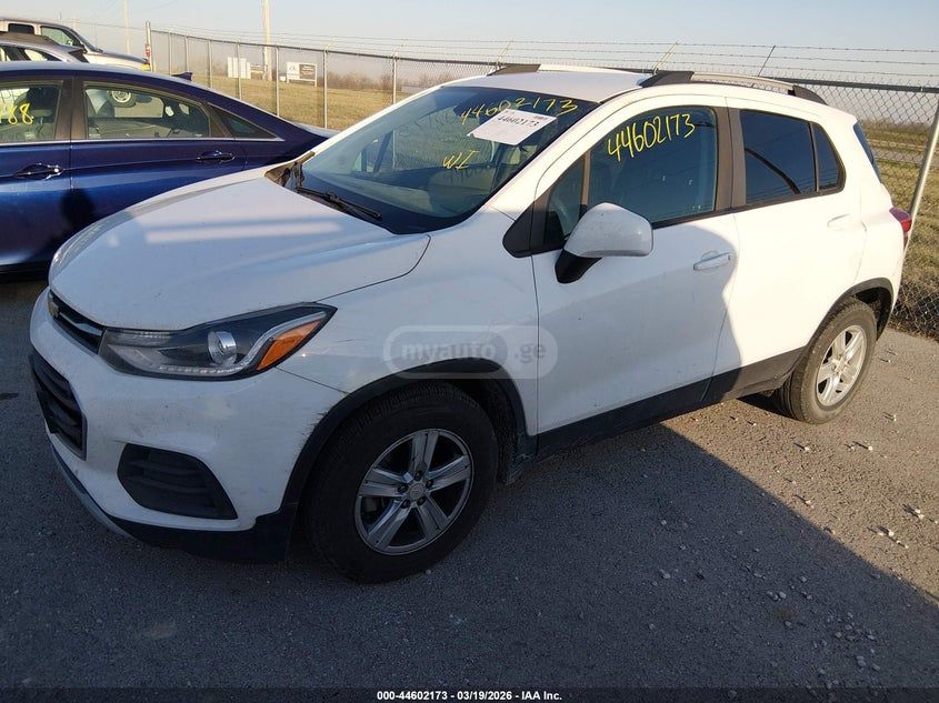 Chevrolet Trax - фото 2
