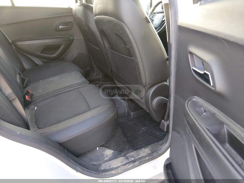 Chevrolet Trax - фото 7