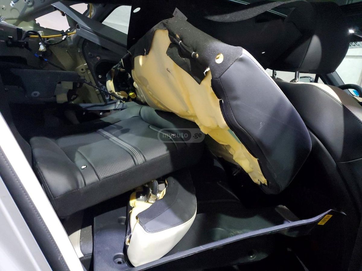 Kia K5 GT LINE 2025 — миниатюра 10