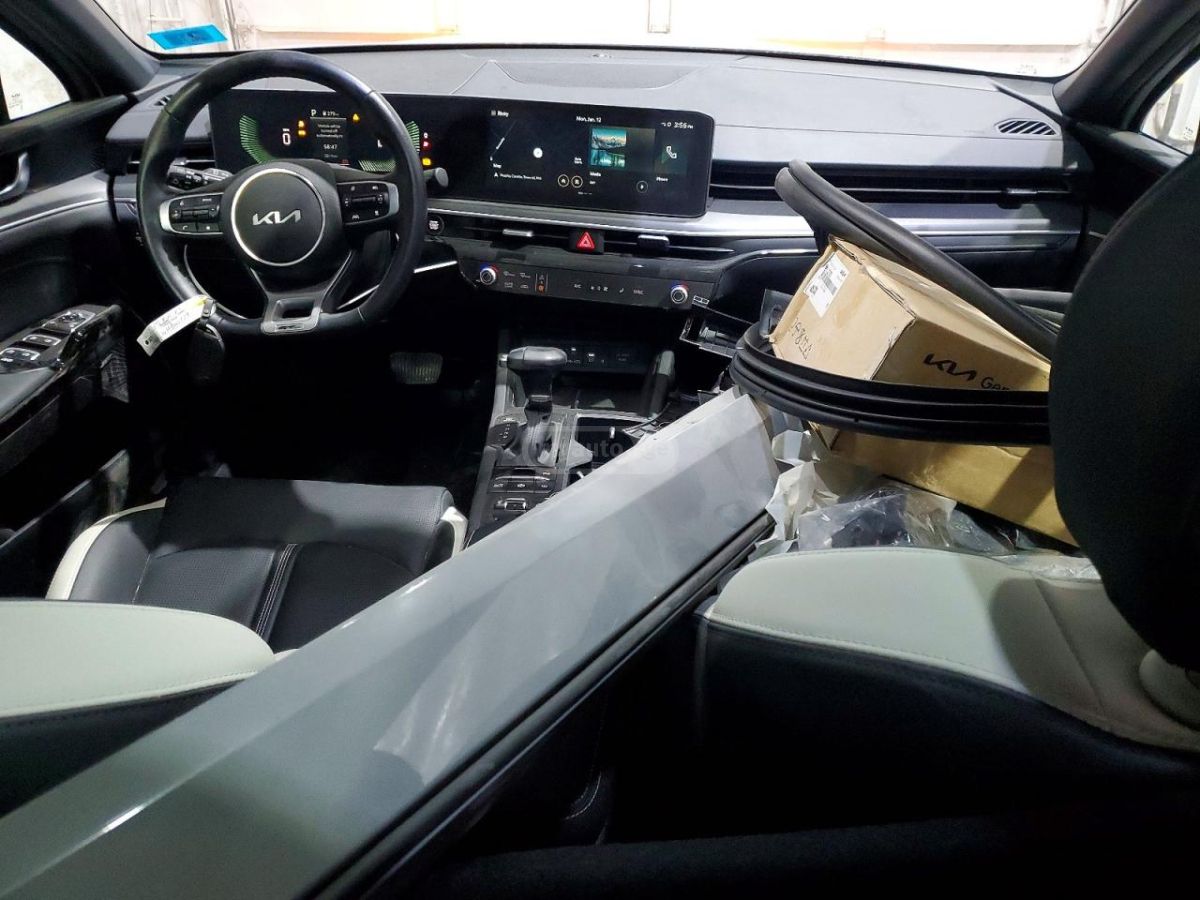 Kia K5 GT LINE 2025 — миниатюра 8