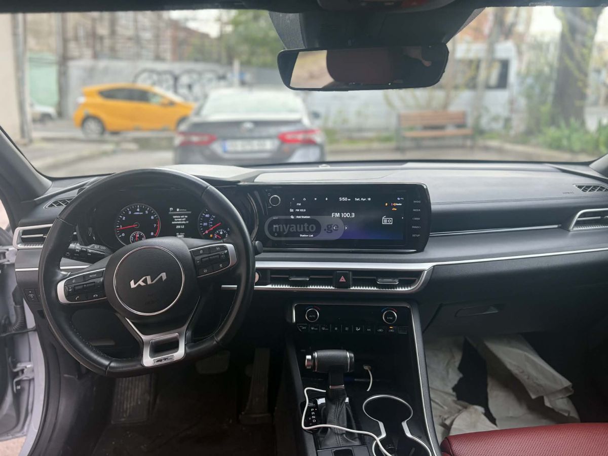 Kia K5 - фото 7