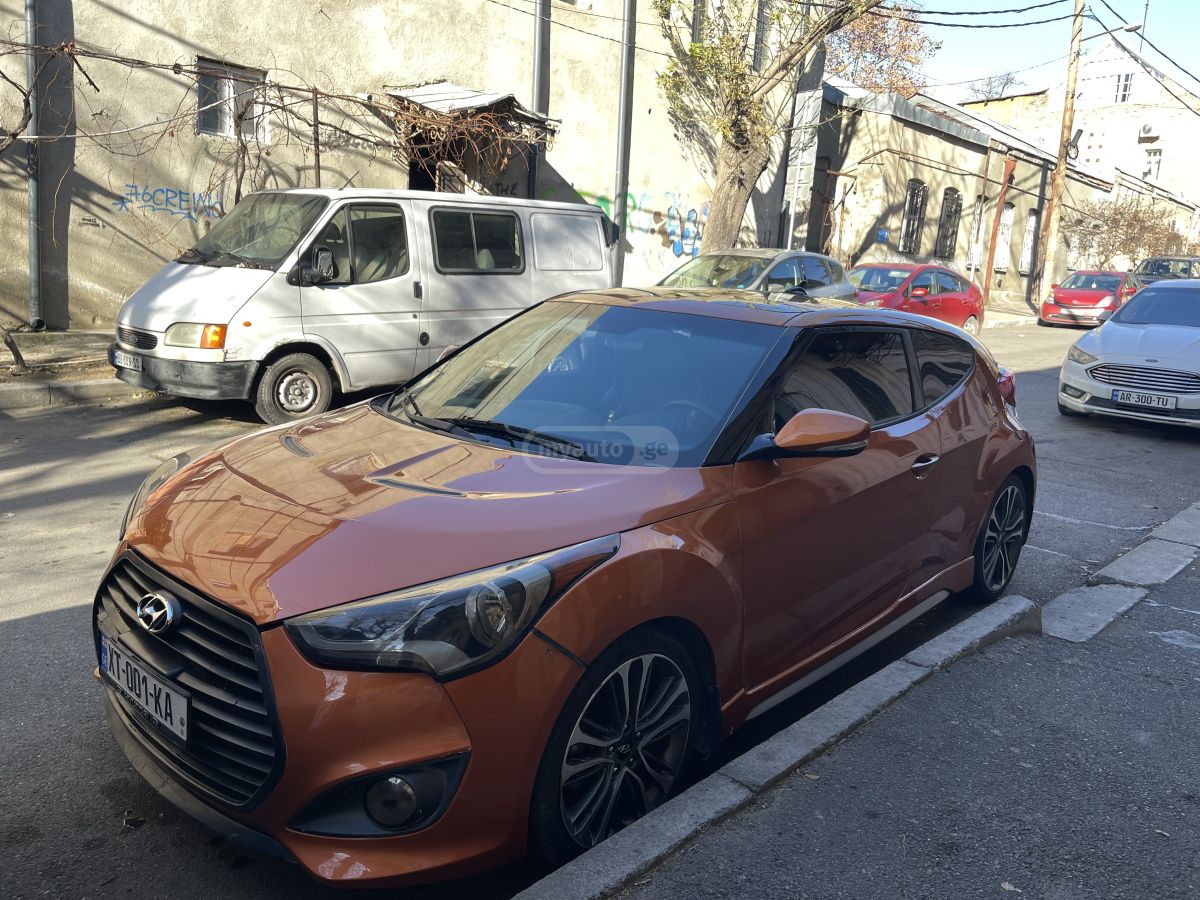Hyundai Veloster - фото 2