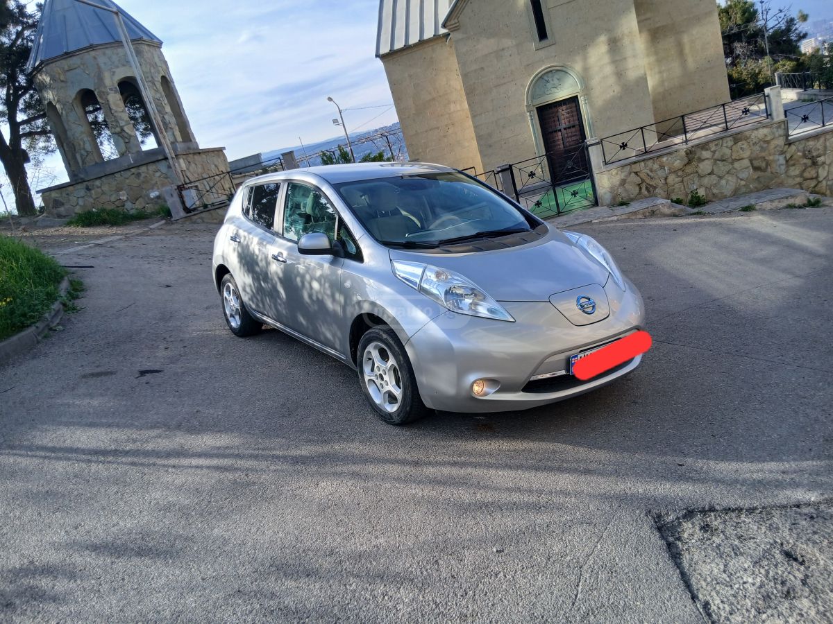 Nissan Leaf - фото 6