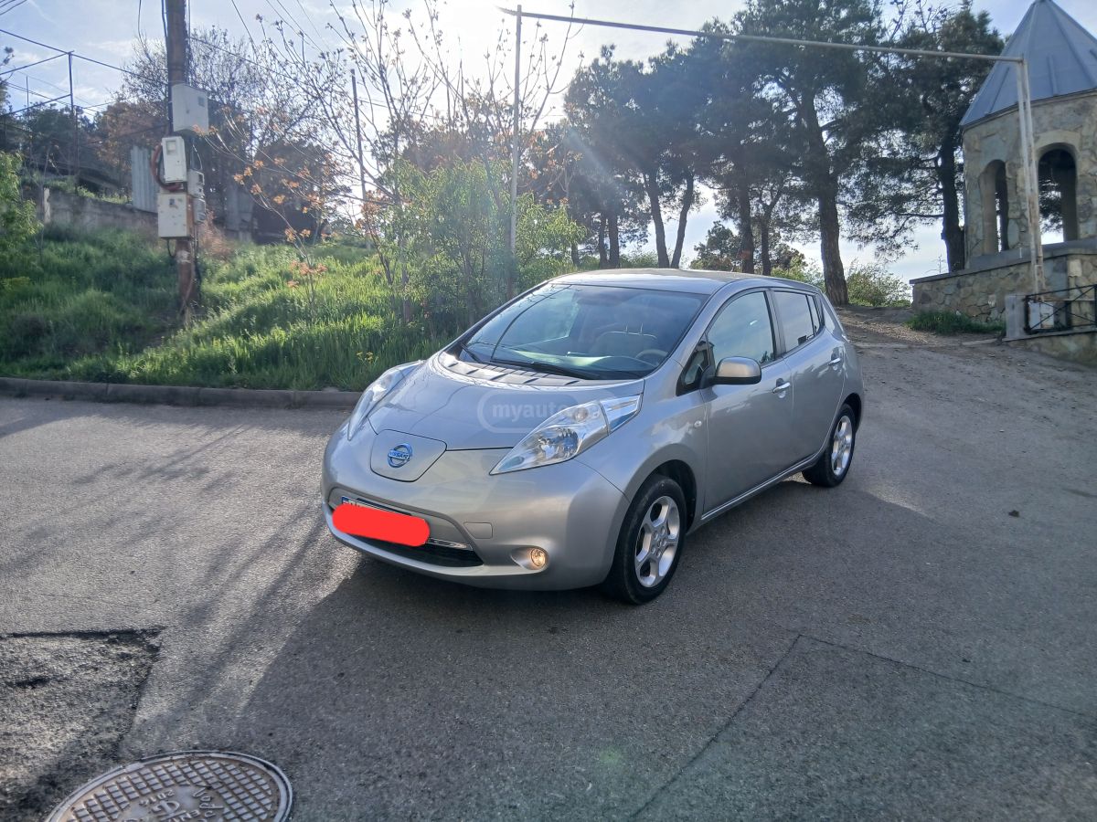 Nissan Leaf - фото 9