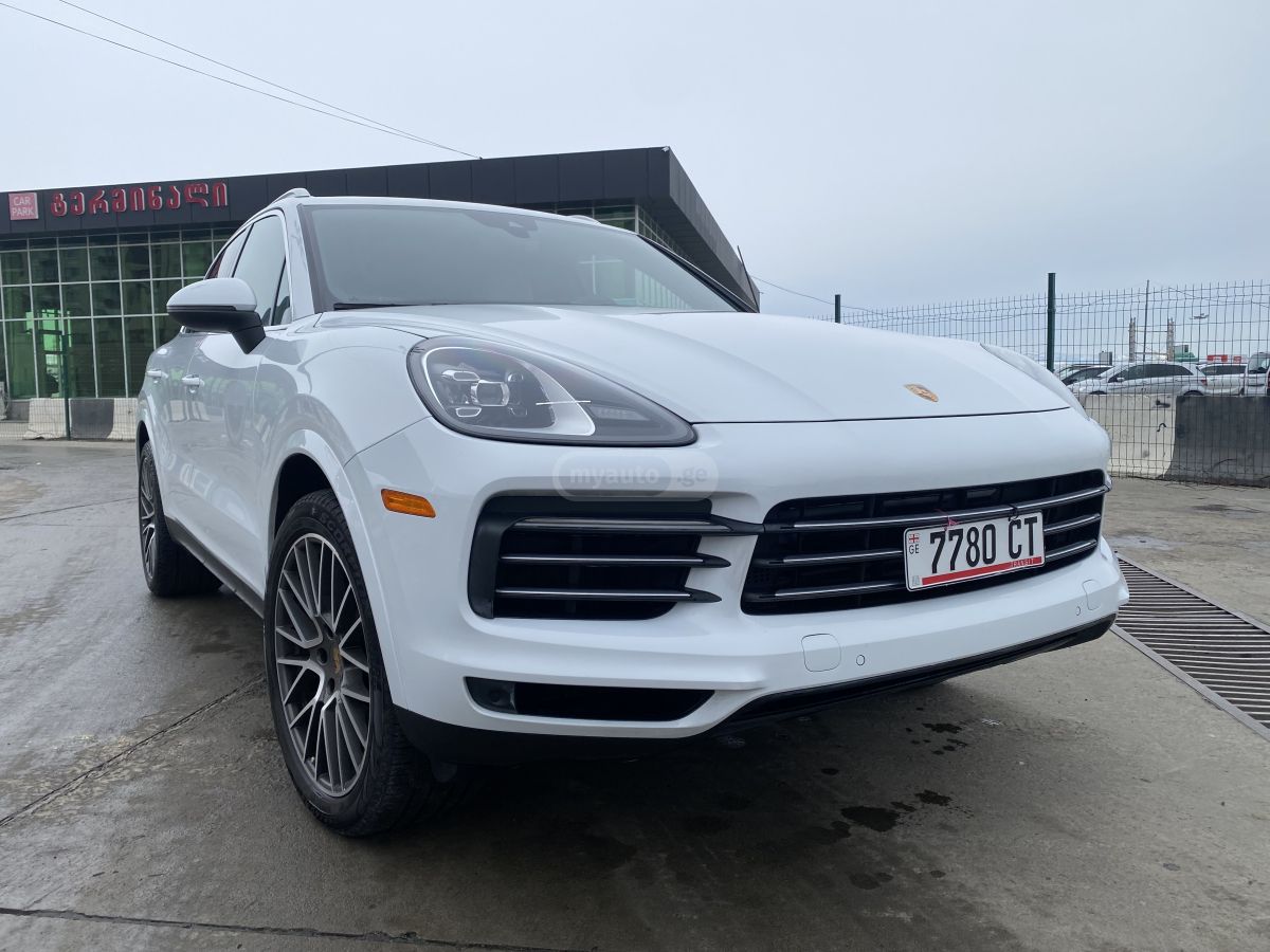 Porsche Cayenne 2023 — миниатюра 1