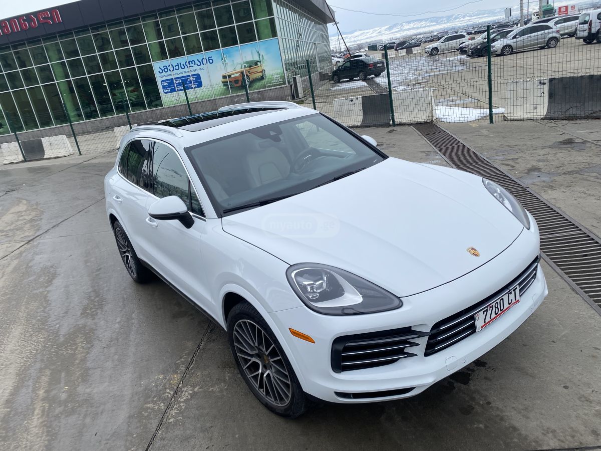 Porsche Cayenne 2023 — миниатюра 4