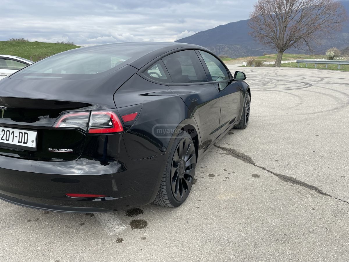 Tesla Performance Dual Motors 4X4 — миниатюра 6