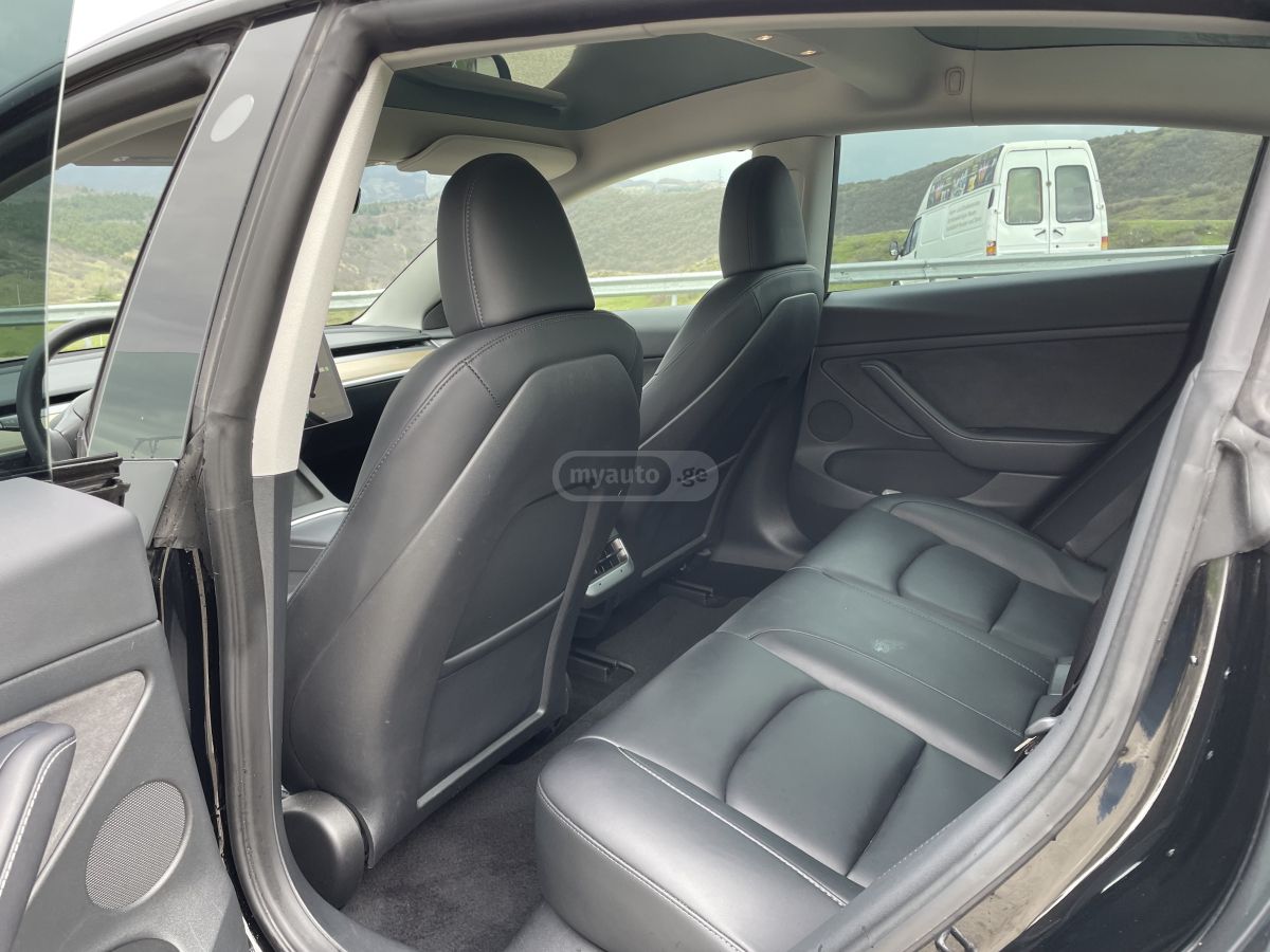 Tesla Performance Dual Motors 4X4 — миниатюра 9