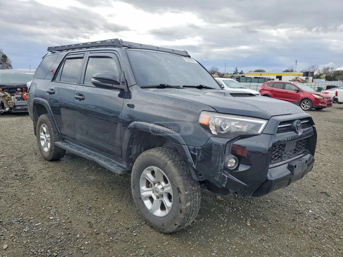Toyota 4 Runner - фото 4