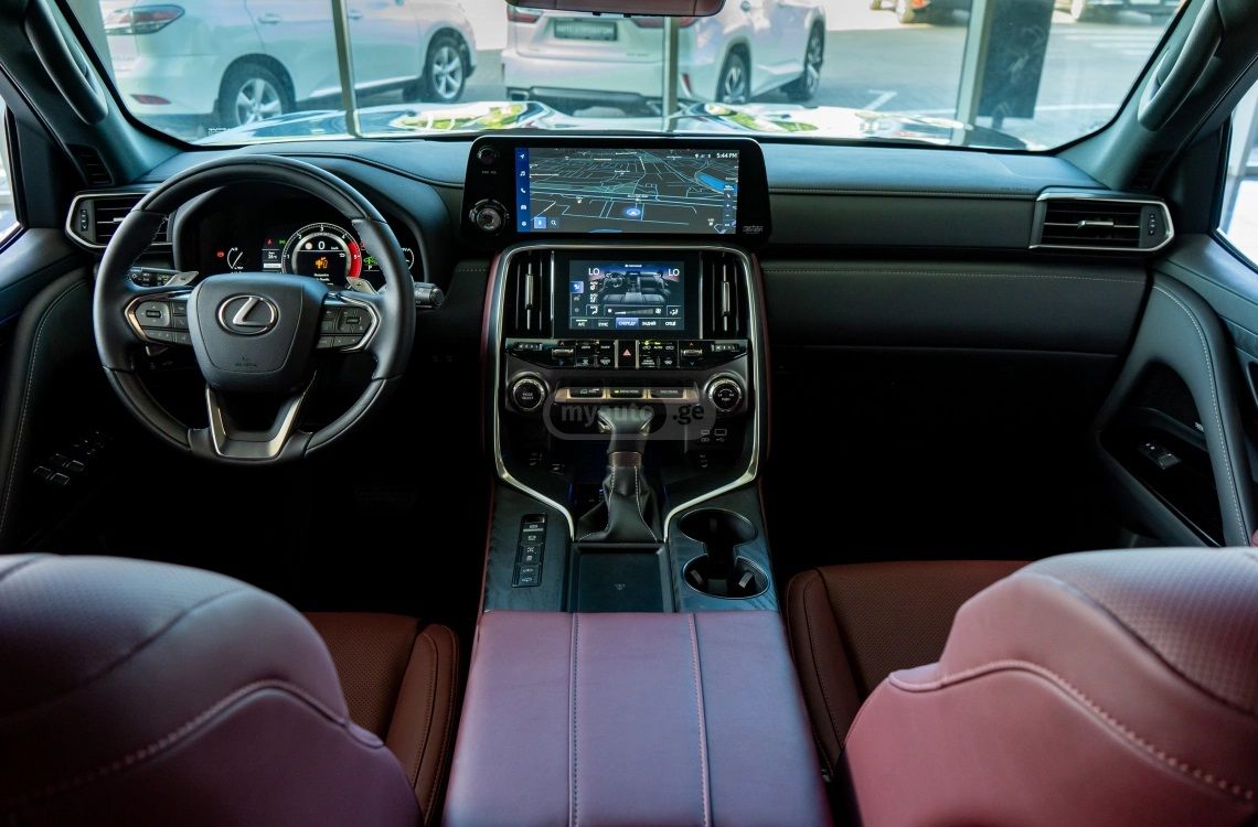 Lexus LX 500 - фото 4