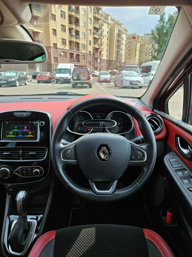 Renault Clio - фото 5