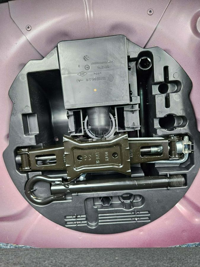 Renault Clio - фото 8