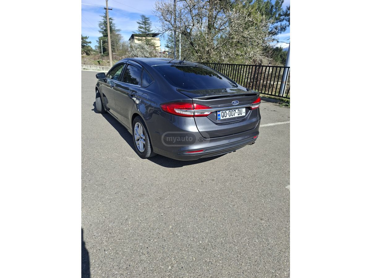 Ford Fusion - фото 2