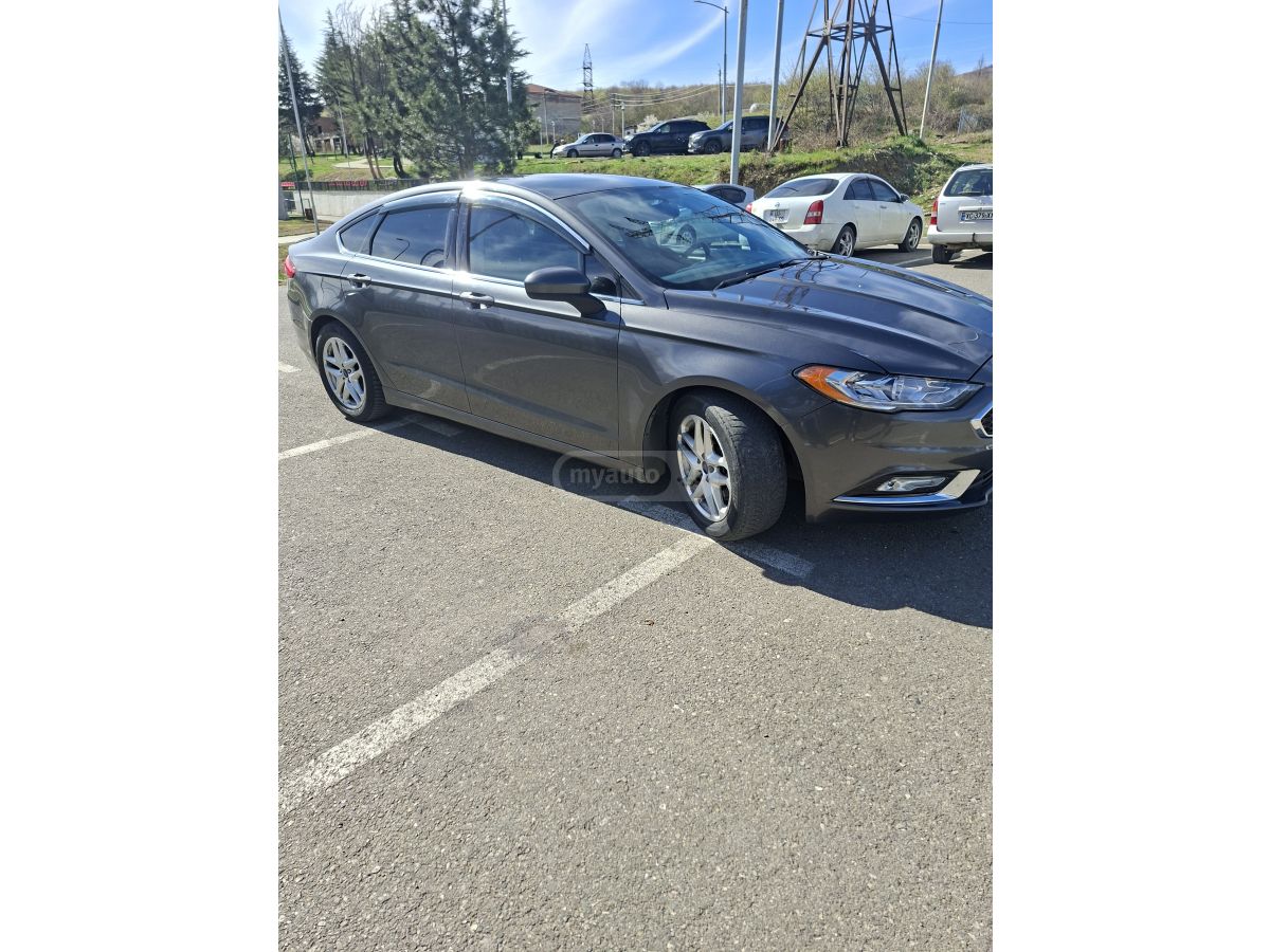 Ford Fusion - фото 4