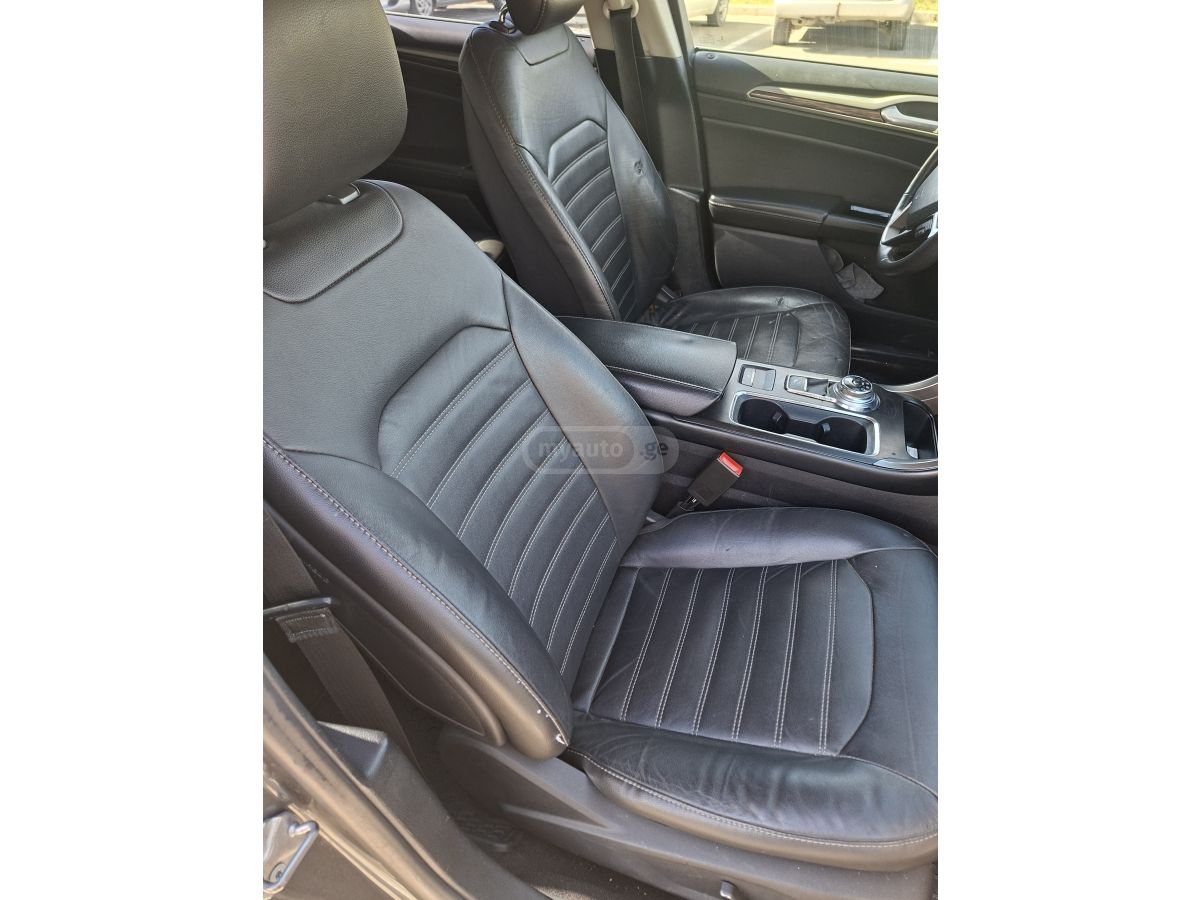 Ford Fusion - фото 6