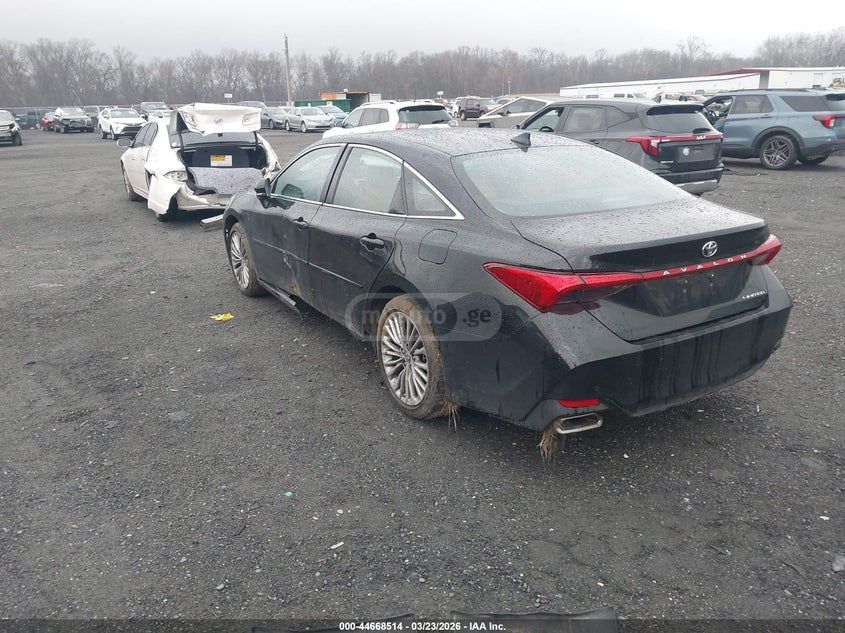 Toyota Avalon - фото 3