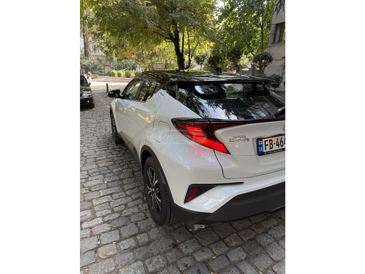 Toyota CHR - фото 6