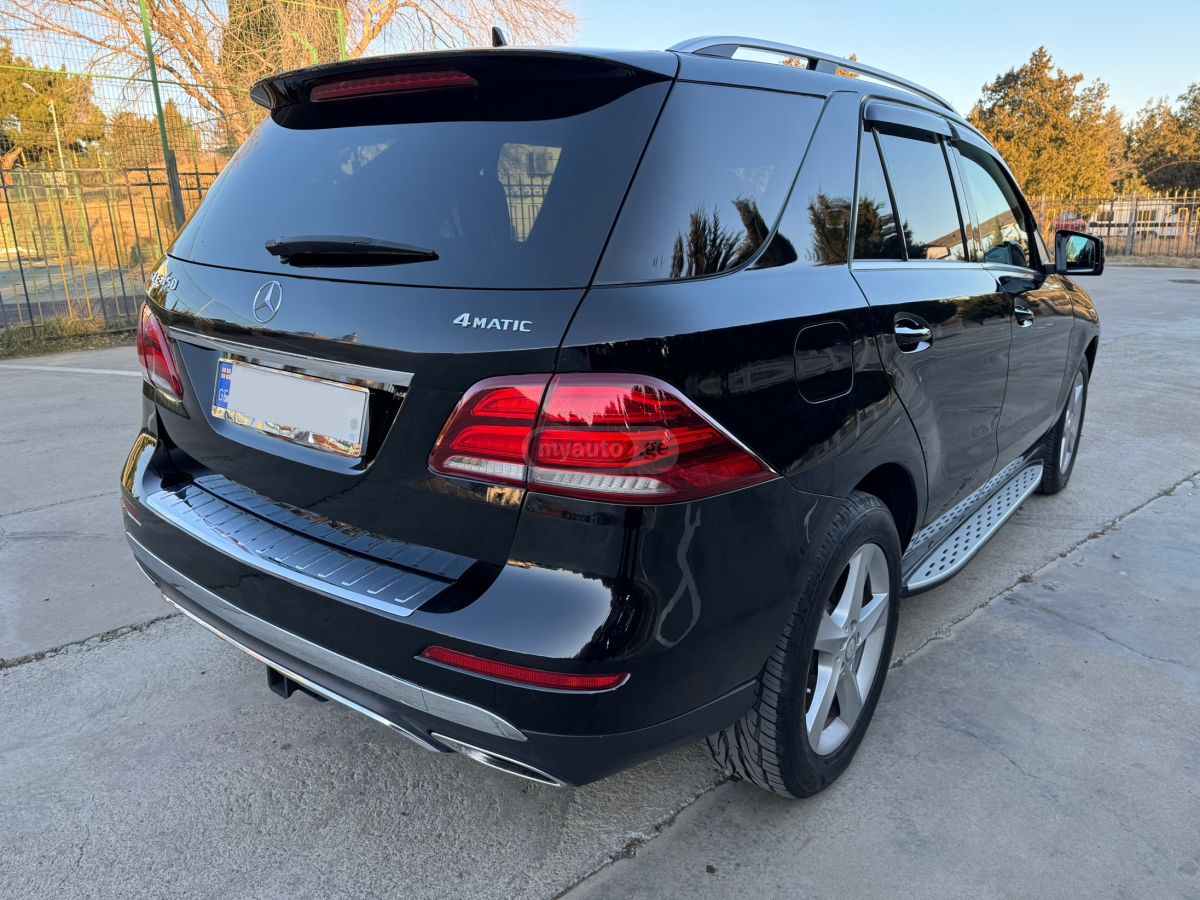Mercedes-Benz GLE 350 - фото 6