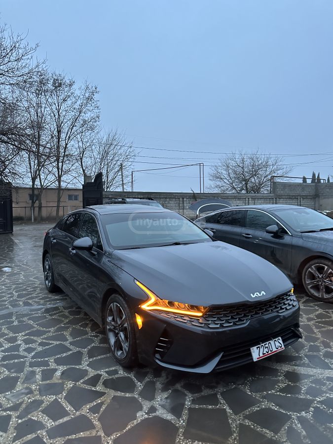 Kia K5 - фото 2