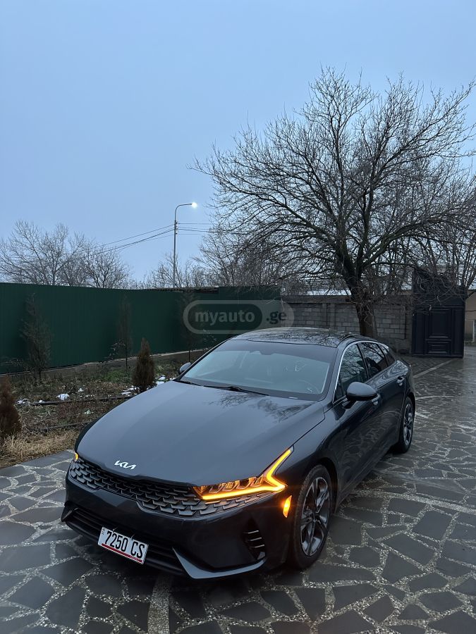 Kia K5 - фото 3