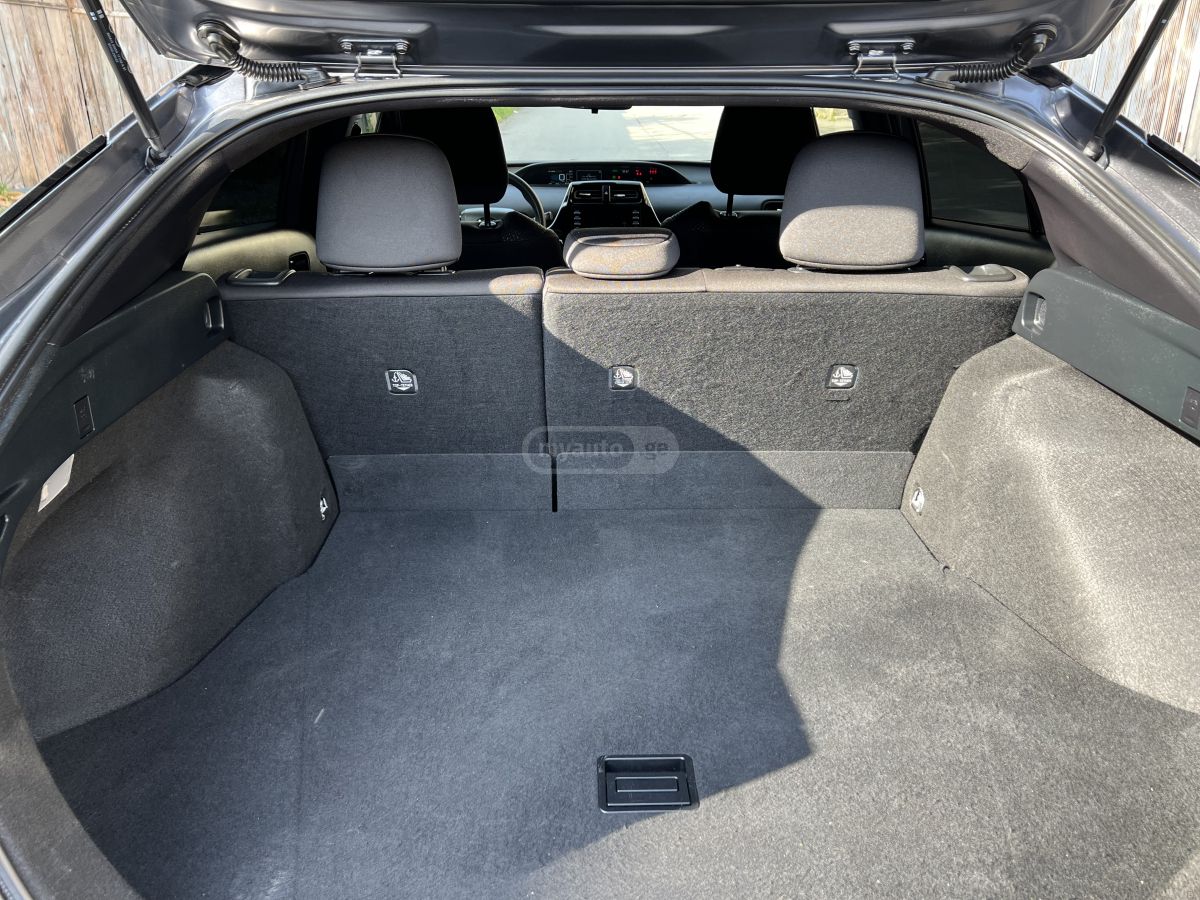 Toyota Prius - фото 10