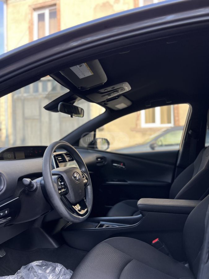 Toyota Prius - фото 8