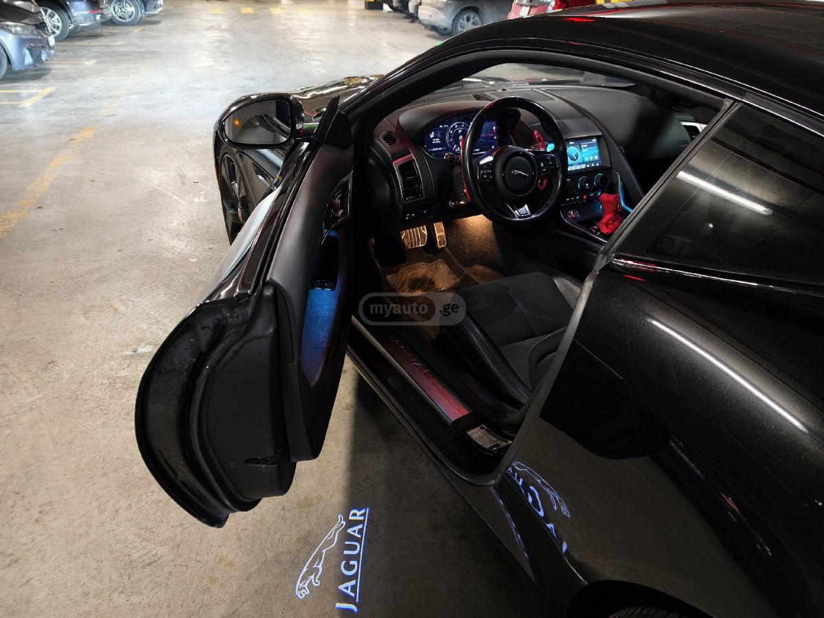 Jaguar F-Type 2021 — миниатюра 5