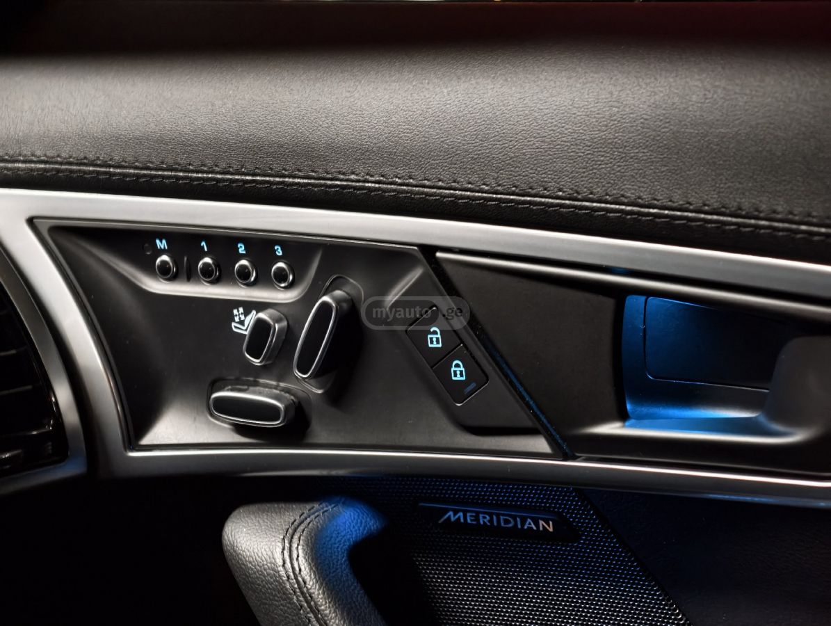 Jaguar F-Type 2021 — миниатюра 6