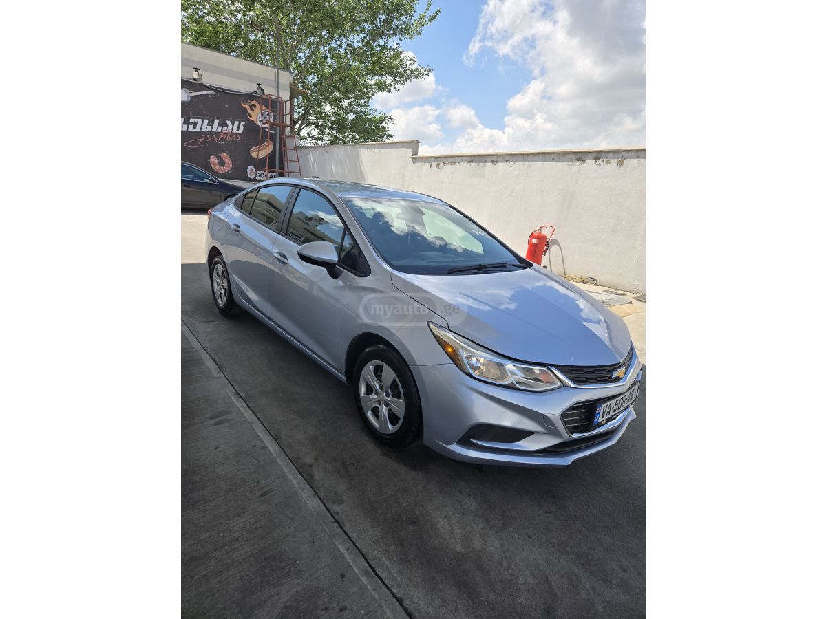 Chevrolet Cruze - фото 3
