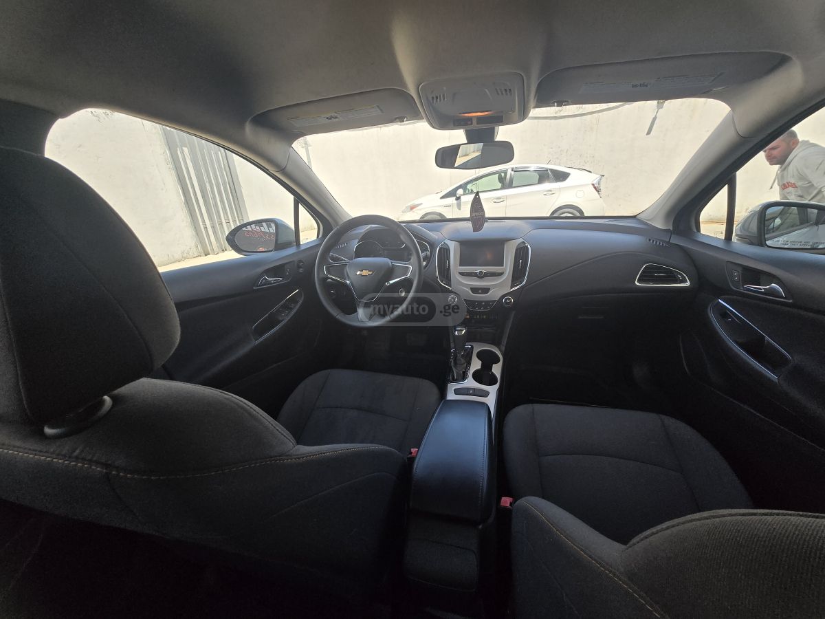 Chevrolet Cruze - фото 5
