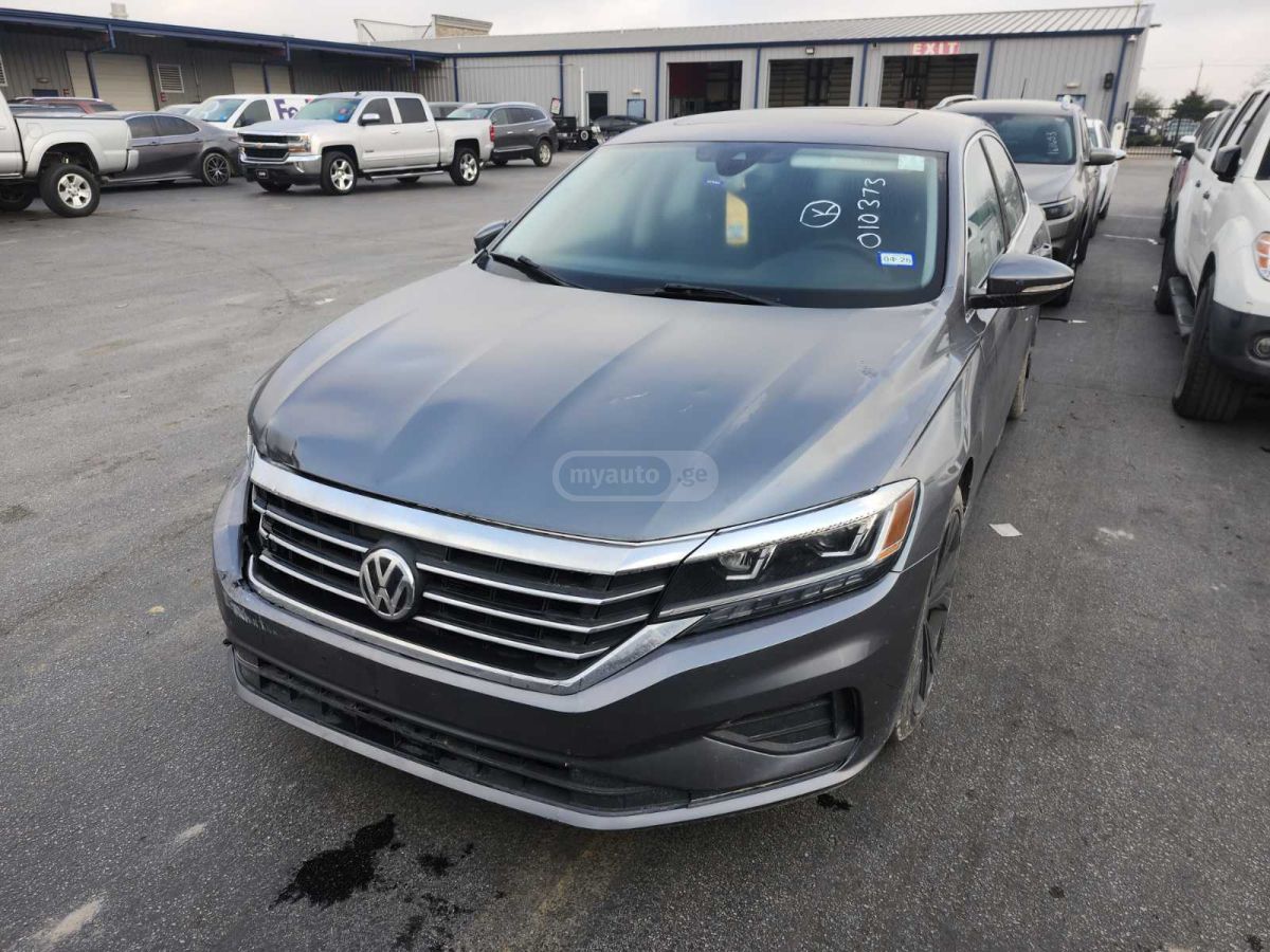 Volkswagen Passat - фото 1