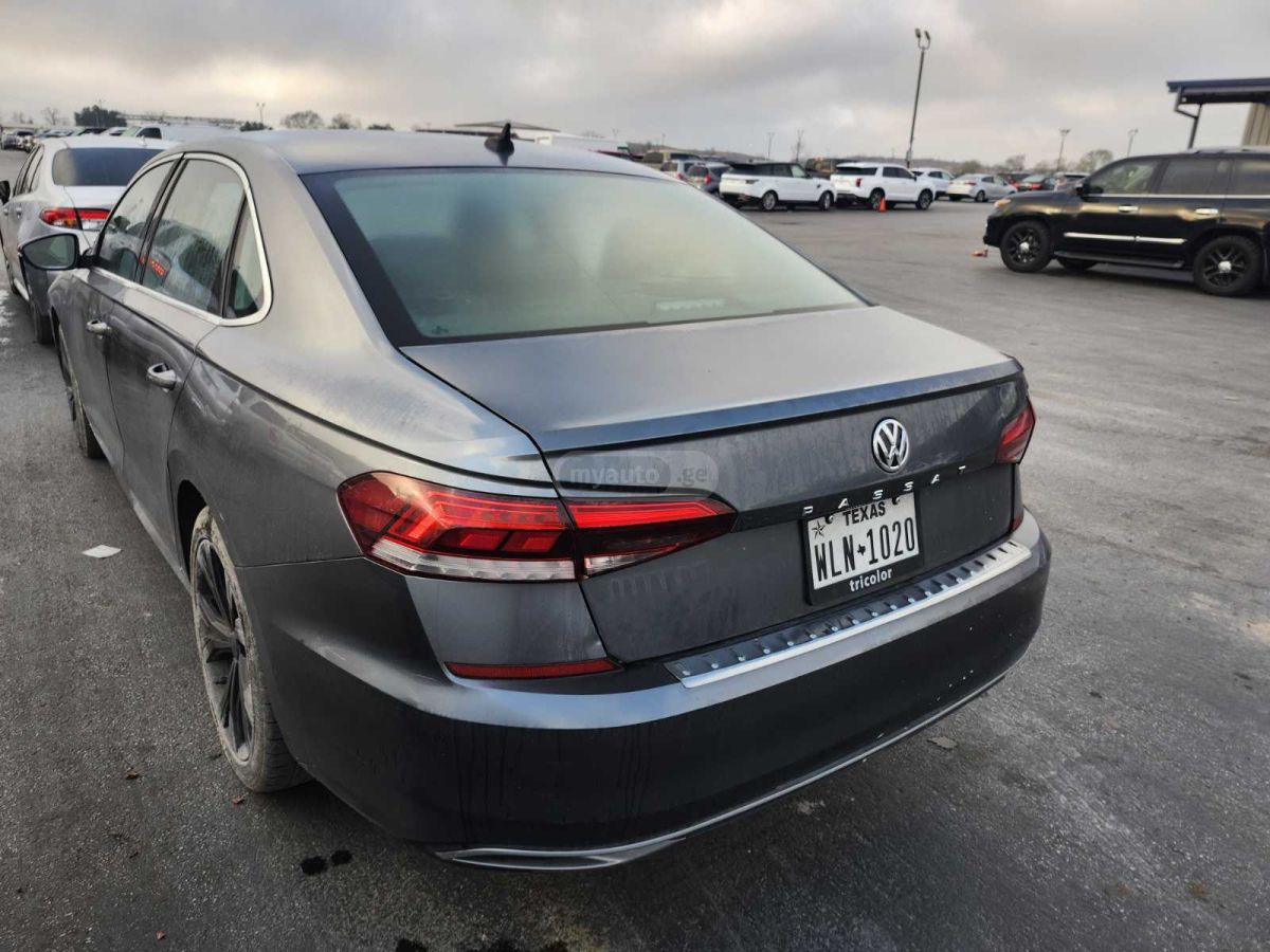 Volkswagen Passat - фото 3